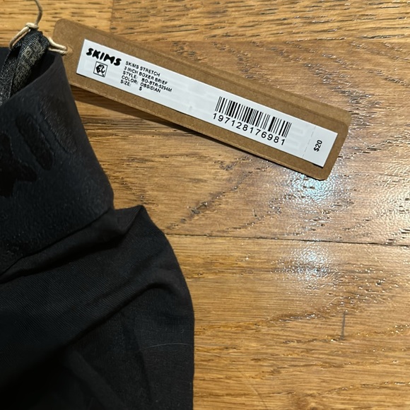 Skims black boxers BNWT small! - Picture 4 of 7